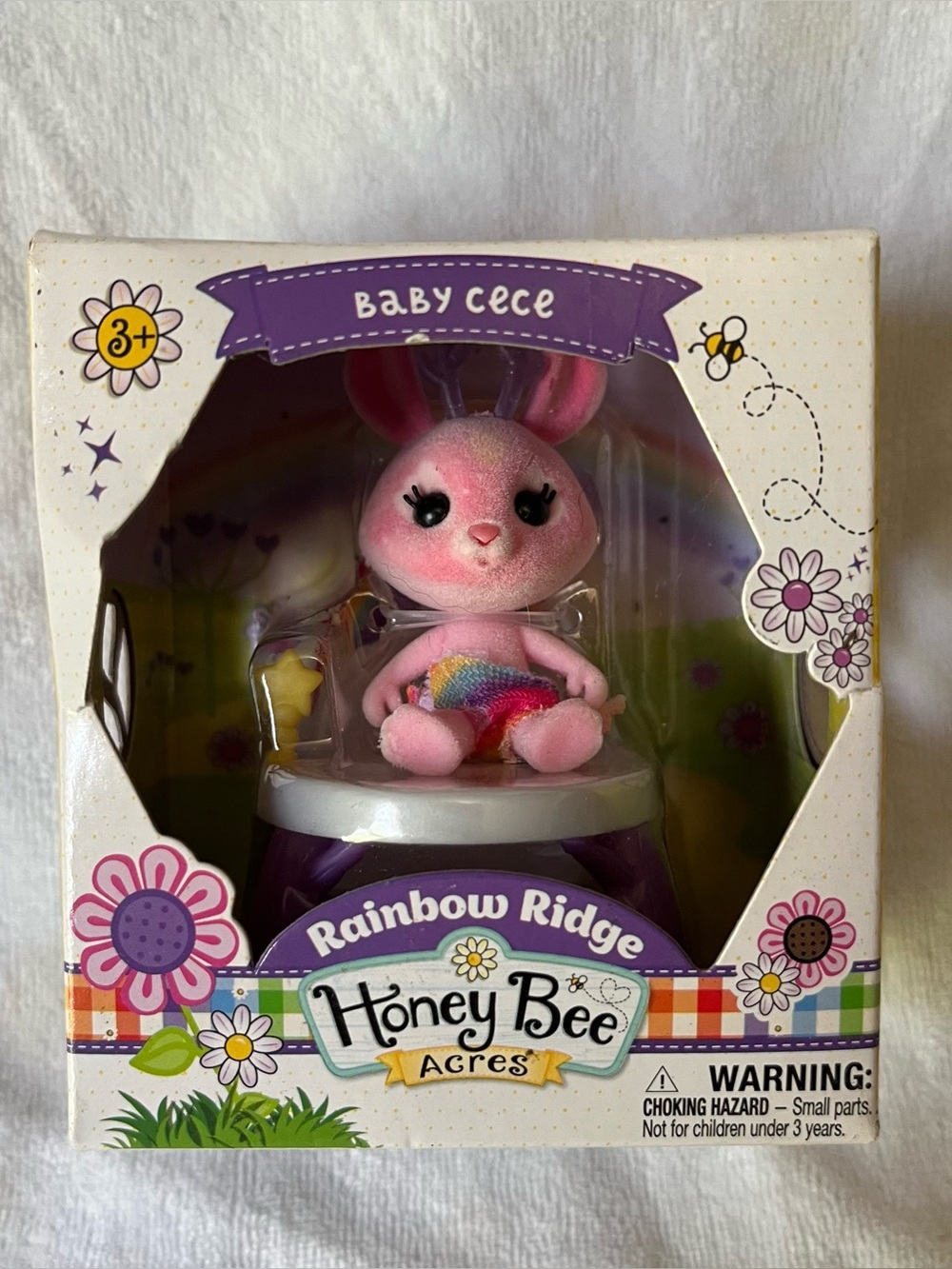 Honey Bee Acres Rainbow Ridge Baby Cece Bunny Figure and Bouncing Seat Mini Set